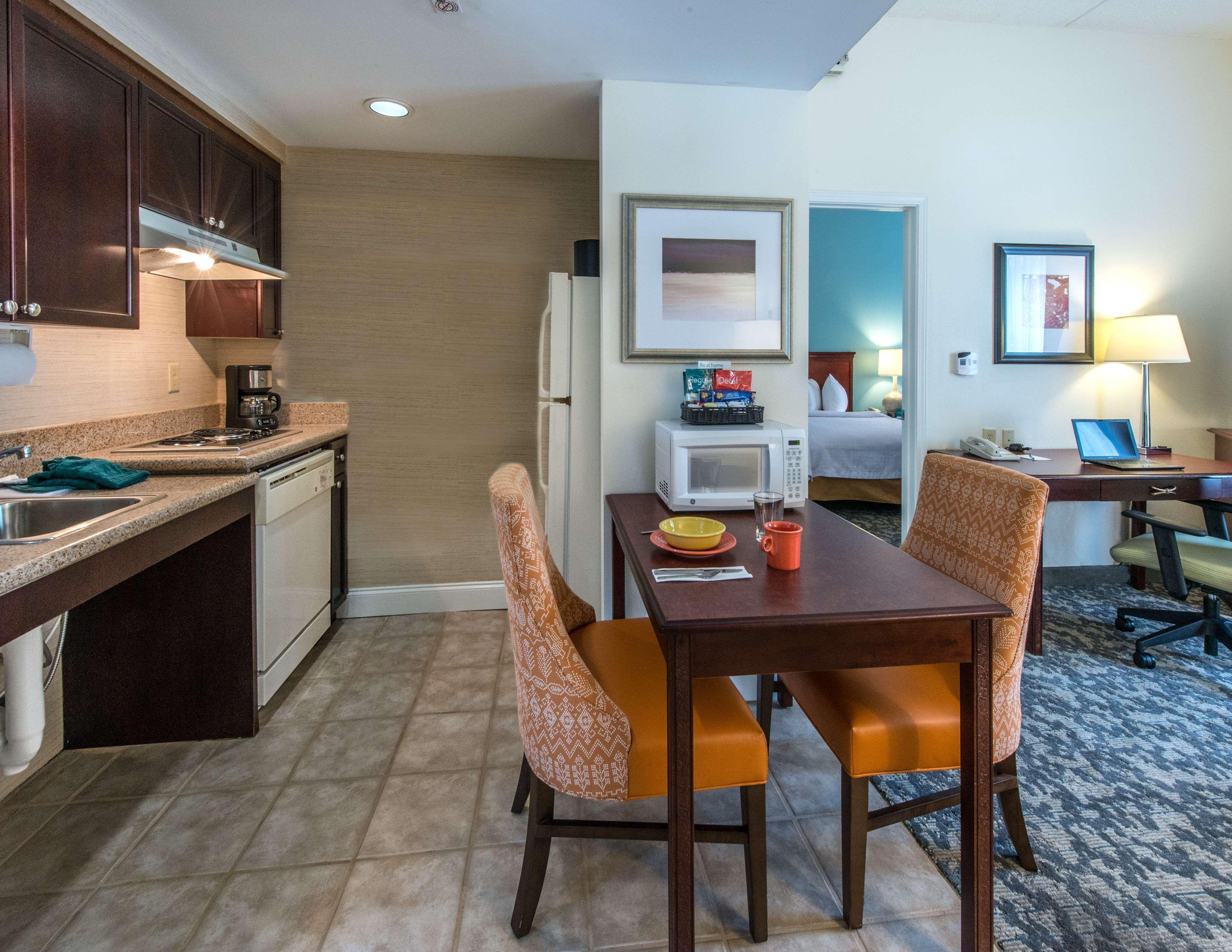 Homewood Suites By Hilton Montgomery Exterior photo